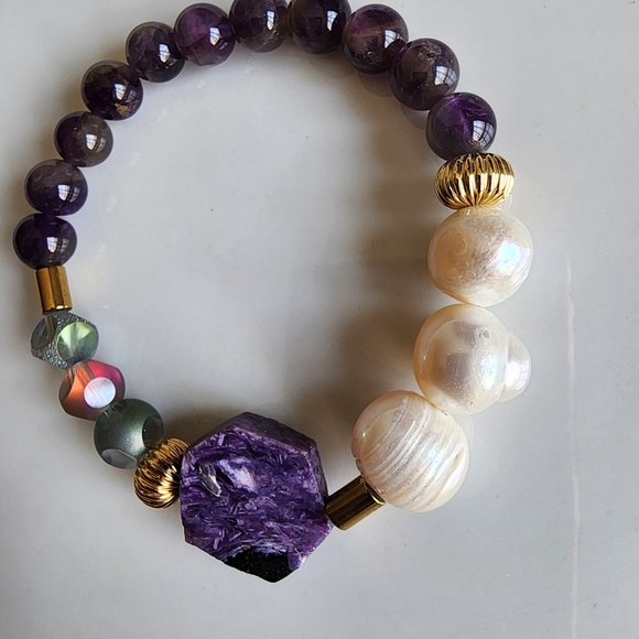 Amatist  and Gold Beaded Bracelet - Picture 4 of 5